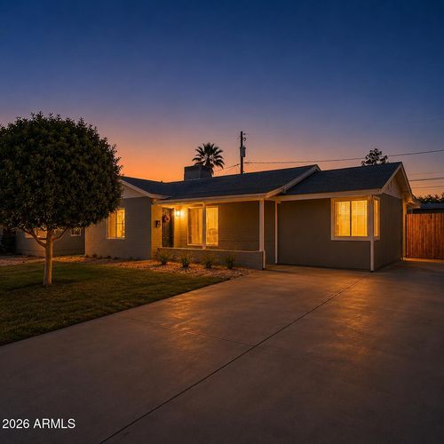 2026 W Oregon Ave, Phoenix, AZ, 85015-2828 | Card Image