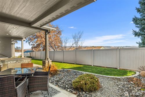 1715 Brambling Brae Ln, Wenatchee, WA, 98801-4508 | Card Image