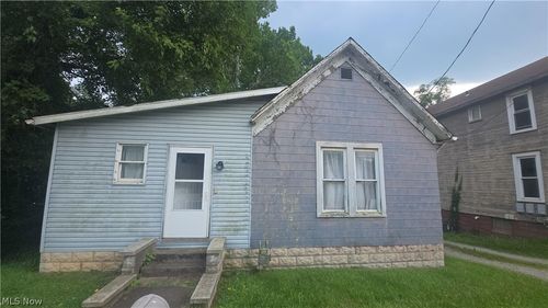 55070 National Rd, Bridgeport, OH, 43912-8787 | Card Image