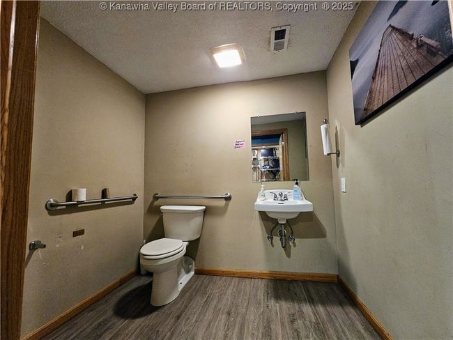 610 Cross Lanes Dr, Home with 0 bedrooms, 0 bathrooms and null parking in Nitro WV | Image 15
