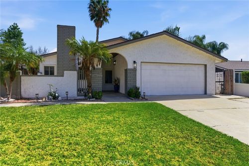 1019 Meadowview Ct, Corona, CA, 92878-3605 | Card Image