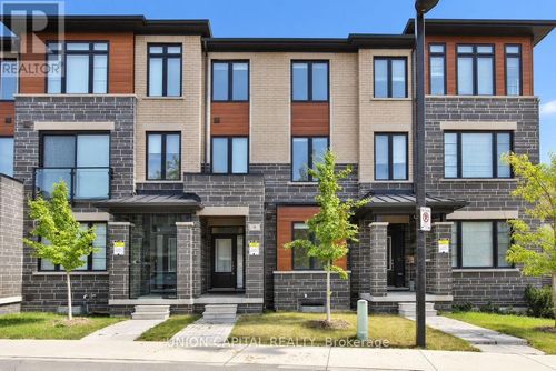 9 Arthur White Lane, Markham, ON, L6E0W2 | Card Image