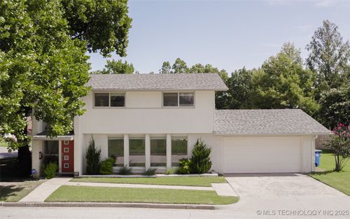 7107 E 21st St, Tulsa, OK, 74129-1206 | Card Image