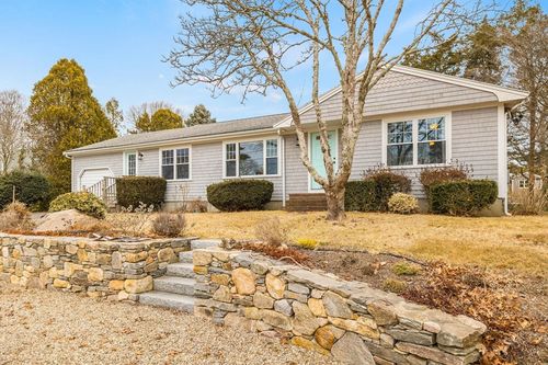 88 Bellavista Dr, Pocasset, MA, 02559-2068 | Card Image