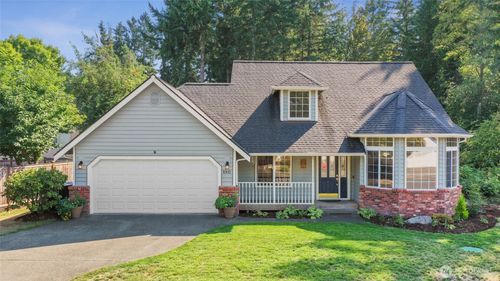 6915 15th Ave Se, Lacey, WA, 98503-8621 | Card Image