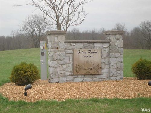 307 Angelo Dr, Logansport, IN, 46947-8895 | Card Image