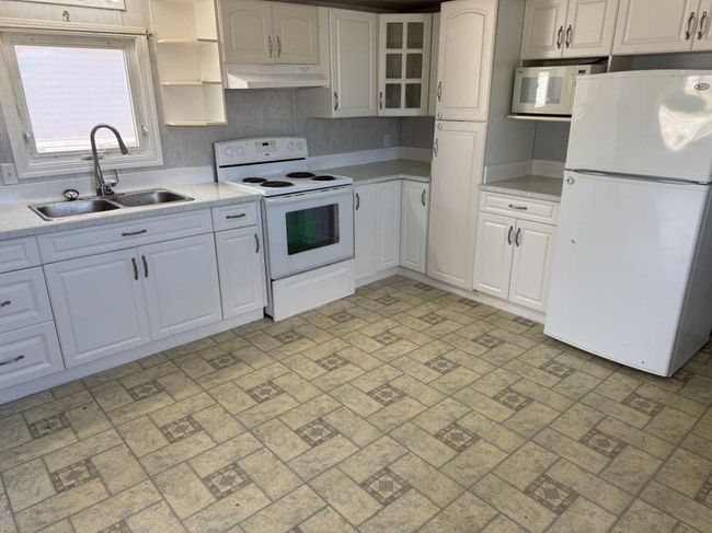 12 Parkland Estates, House other with 4 bedrooms, 1 bathrooms and 1 parking in Raymond AB | Image 14