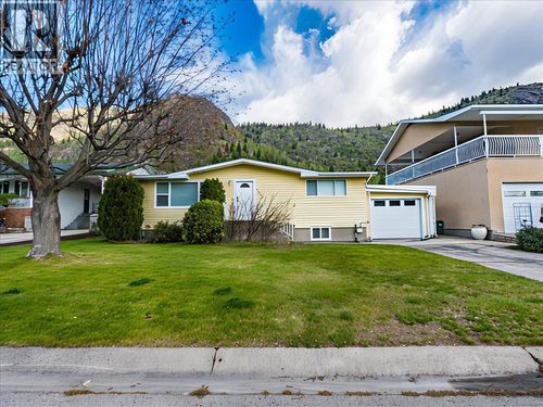 3833 Dogwood Drive, Trail, BC, V1R2V4 | Card Image