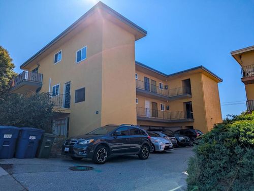 516 Richmond Dr, Millbrae, CA, 94030-1656 | Card Image