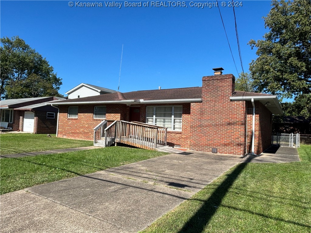 Washington Ave, Saint Albans, WV 25177