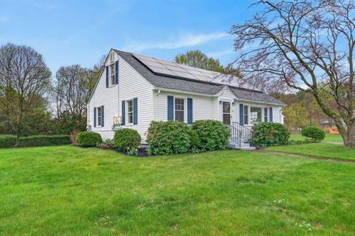 10 Oak Pond Ave, Millbury, MA, 01527-3639 | Card Image