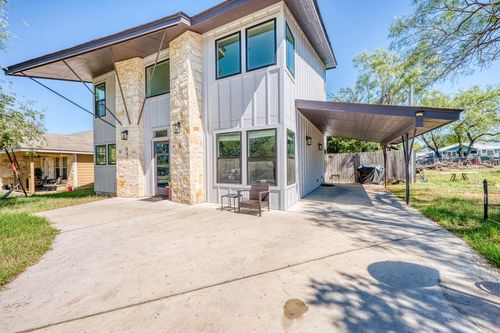 847 Pecan Ln, Cottonwood Shores, TX, 78657-9471 | Card Image