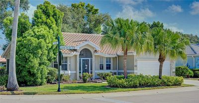 2001 Corona Del Sire Drive, House other with 2 bedrooms, 2 bathrooms and null parking in North Fort Myers FL | Image 1