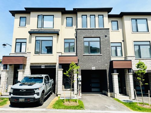 114-155 Equestrian Way, Cambridge, ON, N3E0E8 | Card Image