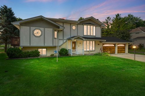 4901 Emerson Ave, Rolling Meadows, IL, 60067-0401 | Card Image