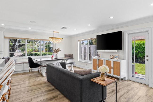912 Roberts Rd, House other with 3 bedrooms, 3 bathrooms and null parking in Delray Beach FL | Image 16