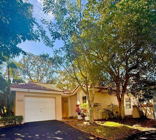 1321 Seagrape Cir, Weston, FL, 33326-2726 | Card Image