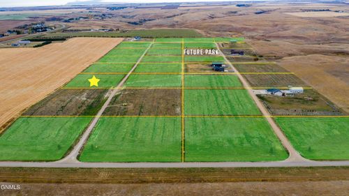 691 Harmony Loop, Hazen, ND, 58545-8502 | Card Image