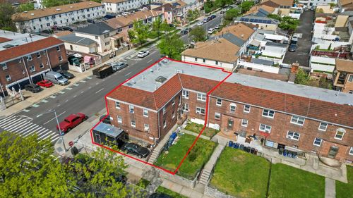 63 110th St, Forest Hills, NY, 11375-1883 | Card Image