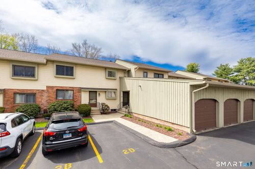 204-204 Summer Hill Dr, South Windsor, CT, 06074-2884 | Card Image