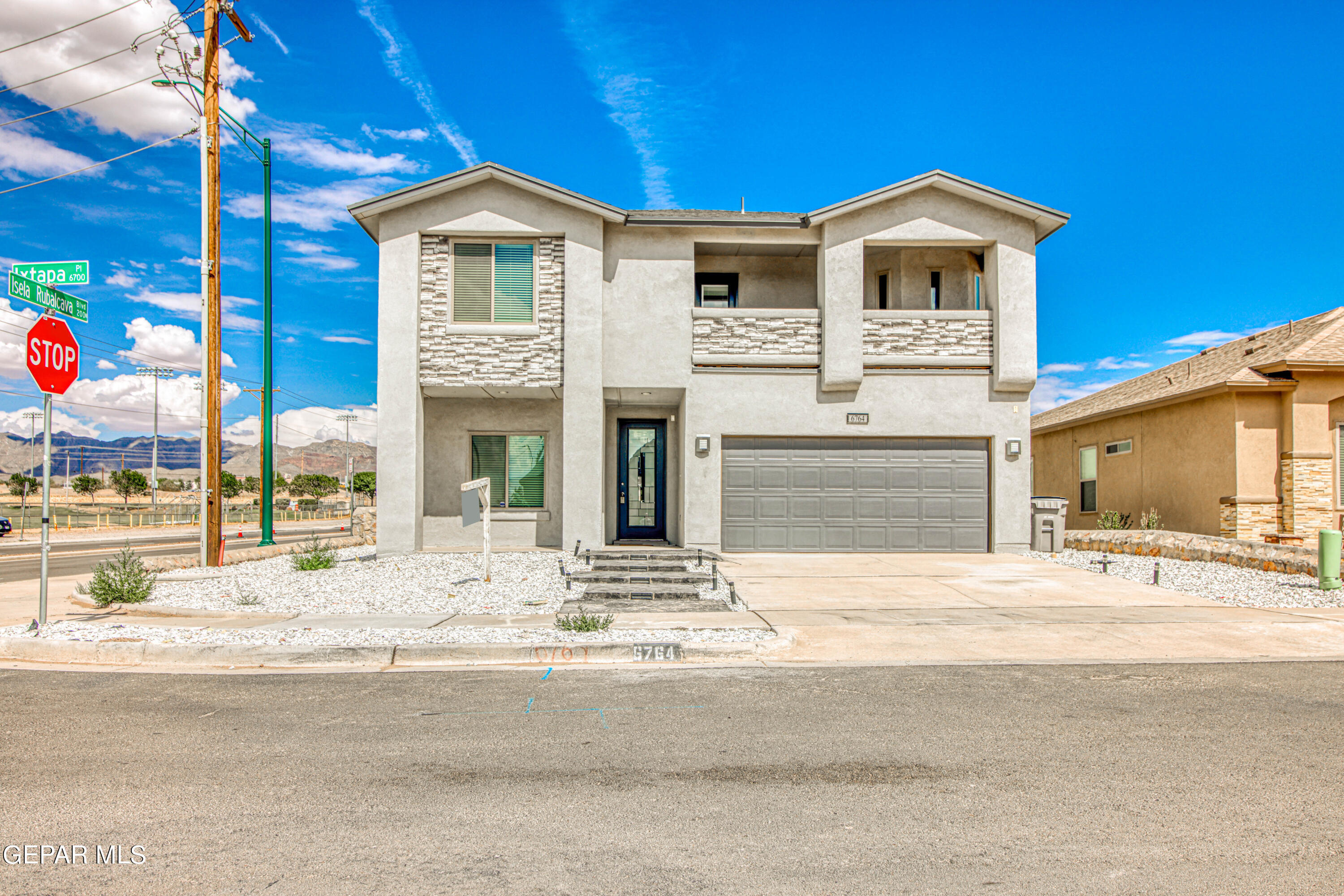 Ixtapa Pl, El Paso, TX 79932