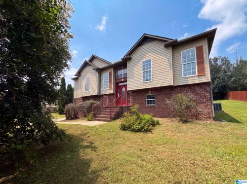655 S Hillcrest Rd, Odenville, AL, 35120-5349 | Card Image