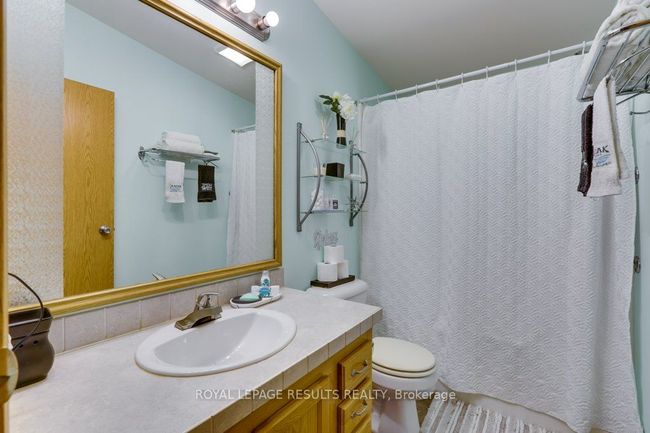 35 - 33 Pitt St, Home with 3 bedrooms, 2 bathrooms and 2 parking in Port Burwell ON | Image 22