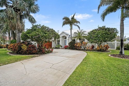 2007 Neptune Dr, Melbourne Beach, FL, 32951-2707 | Card Image