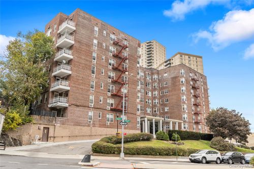 6r-601 Kappock Street, New York, NY, 10463 | Card Image