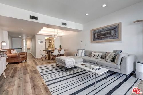apt-617-171 N Church Ln, Los Angeles, CA, 90049-2068 | Card Image
