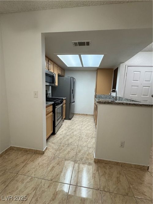 apt-1085-7100 Pirates Cove Rd, Las Vegas, NV, 89145-0604 | Card Image
