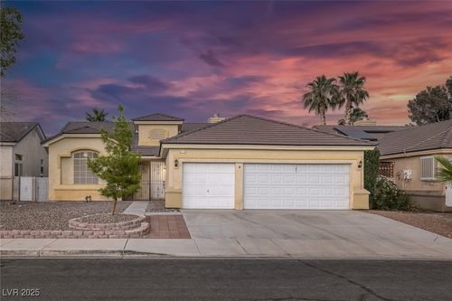 5512 Goldbrush St, Las Vegas, NV, 89130-1655 | Card Image