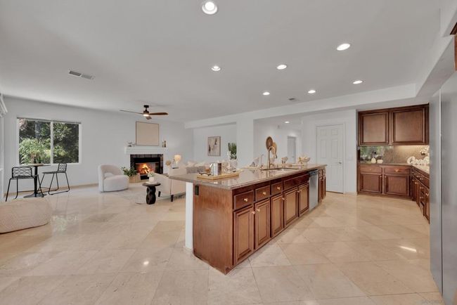 1288 Sunrise Way, House other with 5 bedrooms, 4 bathrooms and 6 parking in Escondido CA | Image 20