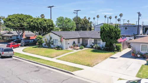 apt-a-8172 Michael Dr, Huntington Beach, CA, 92647-8941 | Card Image