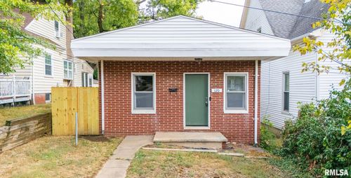 120 S Cedar Ave, West Peoria, IL, 61604-6056 | Card Image
