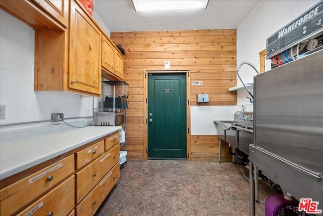 Barn Kitchen 2 | Image 52
