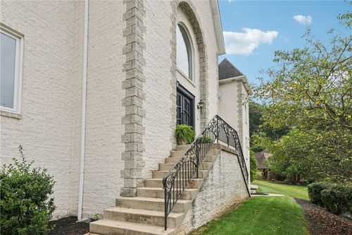 4306 Michel Ct, Murrysville, PA, 15668-9491 | Card Image