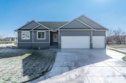 8424 Pebble St, Maize, KS, 67101-8719 | Card Image