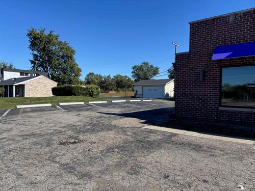 8357 Telegraph Rd, Taylor, MI, 48180-2228 | Card Image