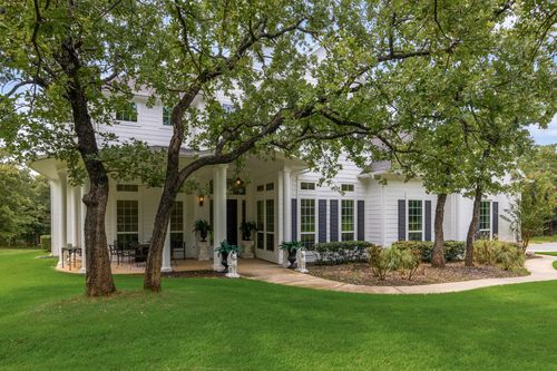 1619 Bloomfield Rd, Valley View, TX, 76272-8070 | Card Image
