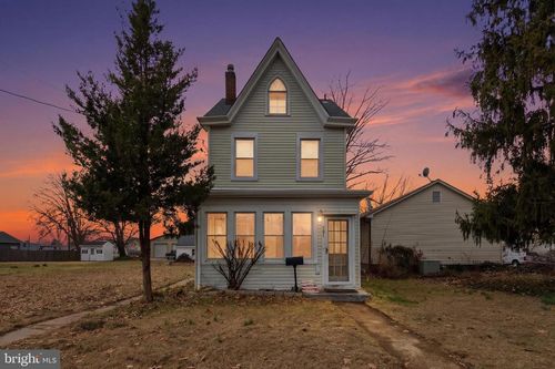 605 Broad St, BEVERLY, NJ, 08010-1505 | Card Image