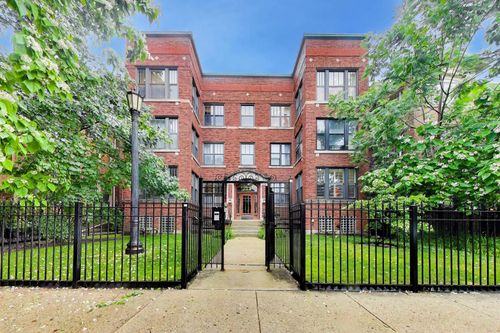 3n-4428 N Malden St, Chicago, IL, 60640-8117 | Card Image