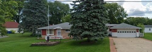 1820 Se Boutell Rd, Essexville, MI, 48732-9704 | Card Image