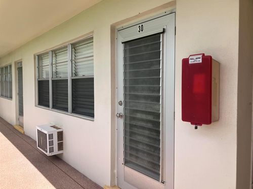 30 Chatham B, West Palm Beach, FL, 33417-1805 | Card Image
