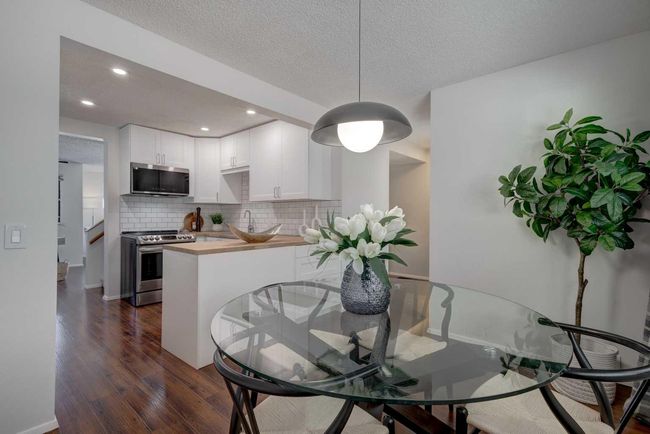 56 - 2300 Oakmoor Drive Sw, Townhouse with 3 bedrooms, 1 bathrooms and 1 parking in Calgary AB | Image 11