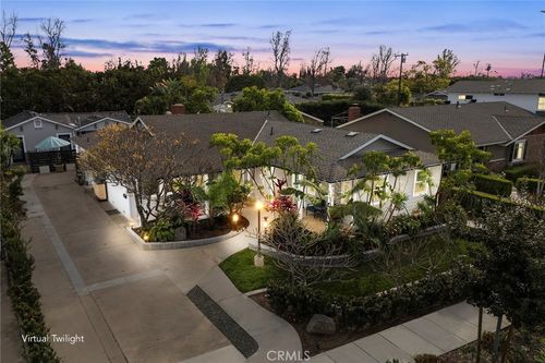 634 E Adams Ave, Orange, CA, 92867-4945 | Card Image