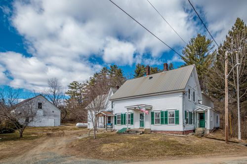 43 Courthouse Dr, Guildhall, VT, 05905-9587 | Card Image