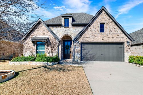 917 Queens Lake Trl, McKinney, TX, 75071-1758 | Card Image