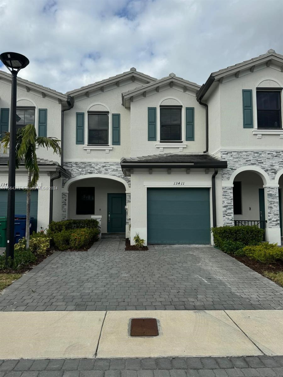 287th Ter, Homestead, FL 33033
