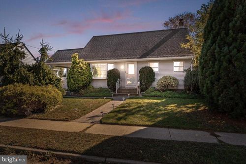 23 Beaumont Rd, Trenton, NJ, 08620-1908 | Card Image